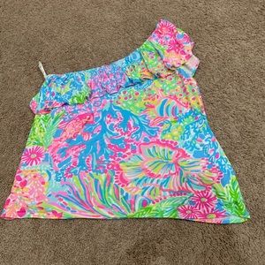 One sleeve multicolored top